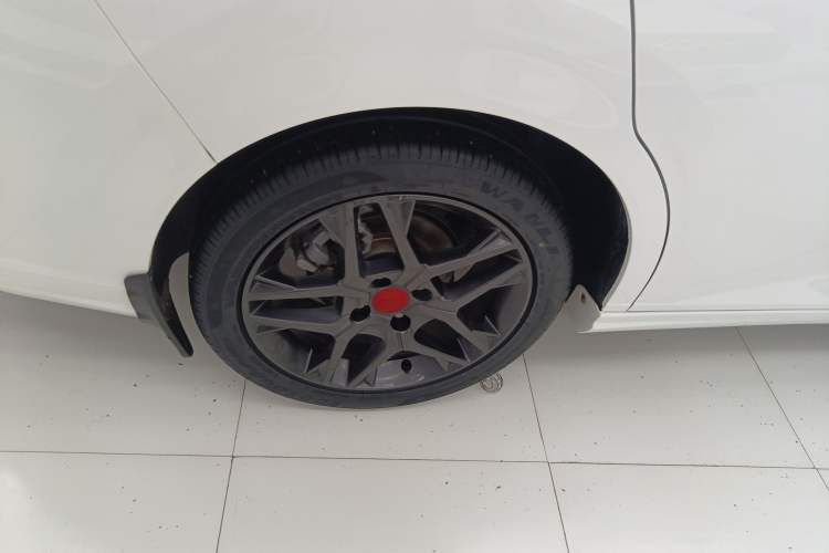 Used Dongfeng Aeolus Yixuan 2021 230T Automatic Hunter Edition
