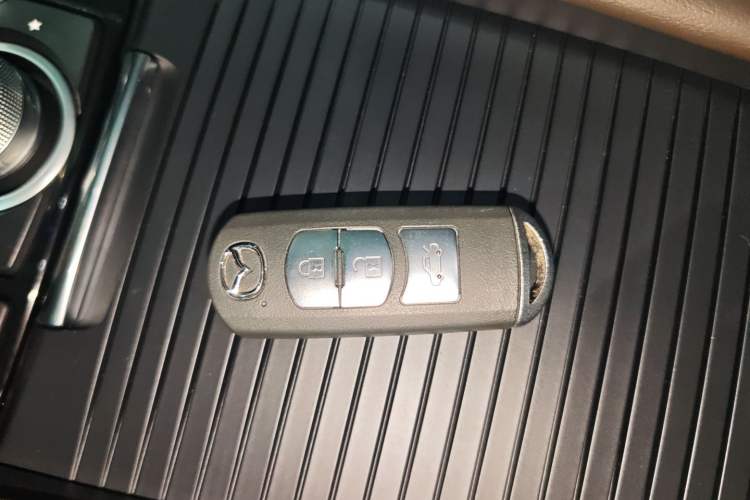 Used Mazda Atenza 2020 2.5L Sky Blue Prestige Edition
