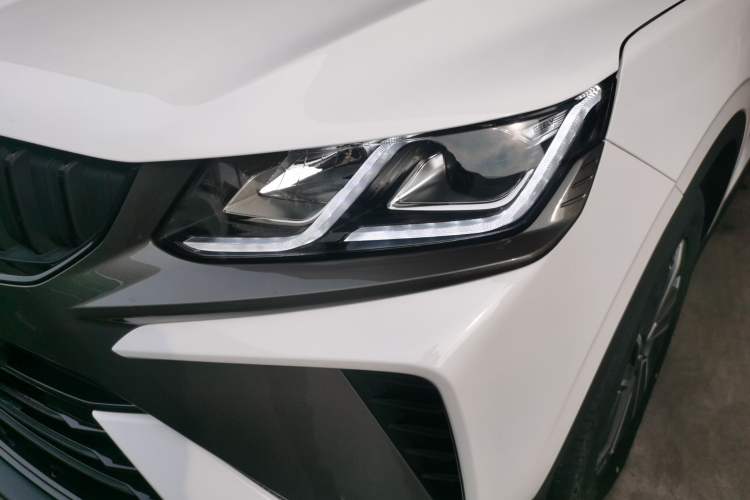 Used Geely Auto Coolray 2023 1.5T DCT Platinum Edition
