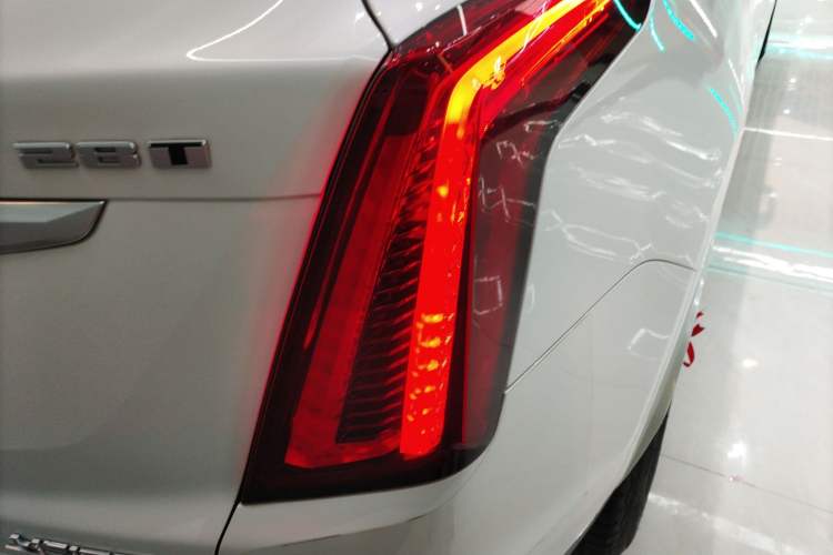 Used Cadillac XT5 2020 28T Luxury Version
