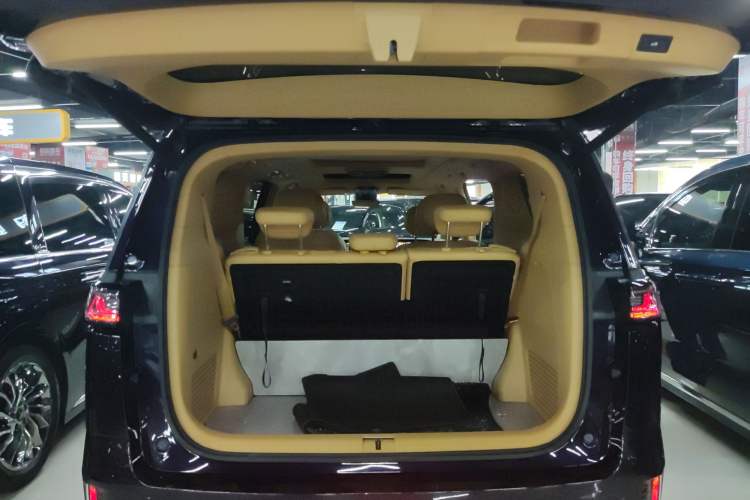 Used VOYAH Dream 2024 PHEV Ultra-Long Range Flagship Edition
