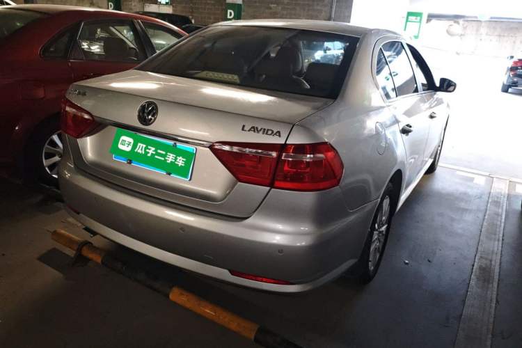 Used Volkswagen Lavida 2013 Restyled Classic 1.6L Automatic Comfort Edition
