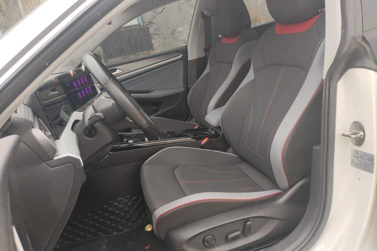 Used Volkswagen Lamando 2022 Lavida L 280TSI DSG Cool & Spicy Edition