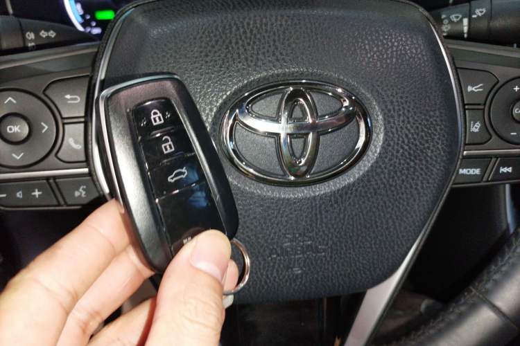 Used Toyota Avalon 2022 Dual-Engine 2.5L Luxury Edition