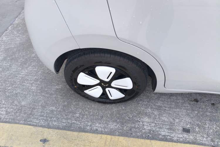 Used Wuling Hongguang MINIEV 2025 Four-Door Version Advanced Edition