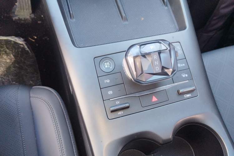 Used BYD Qin PLUS 2025 DM-i Smart Drive 120KM Superior Model
