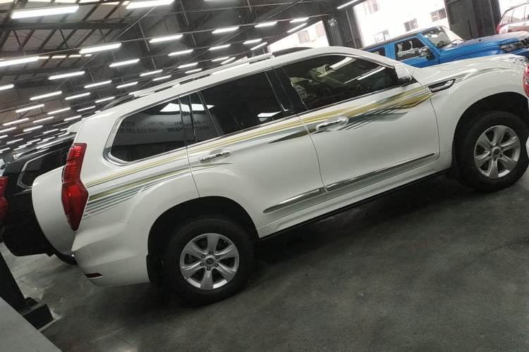 Used Haval H9 2017 2.0T Gasoline 4x4 Premium 5-Seater
