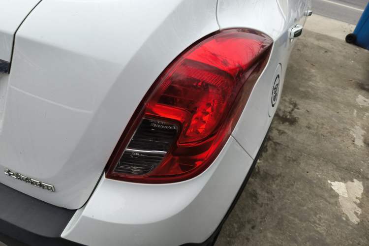 Used Buick Encore 2015 1.4T Automatic Two-Wheel Drive Urban Leading Model
