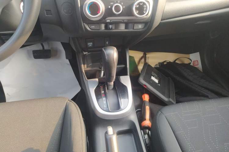 Used Honda Fit 2014 1.5L SE CVT Fashion Model