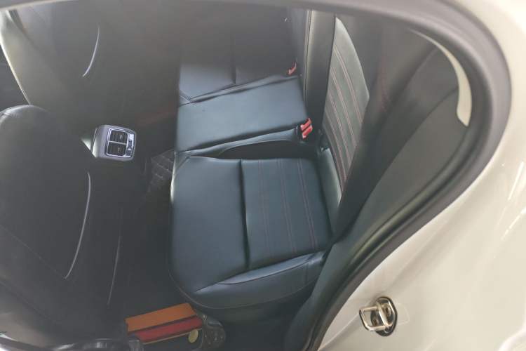 Used Volkswagen Lamando 2017 230TSI DSG Fashion Edition
