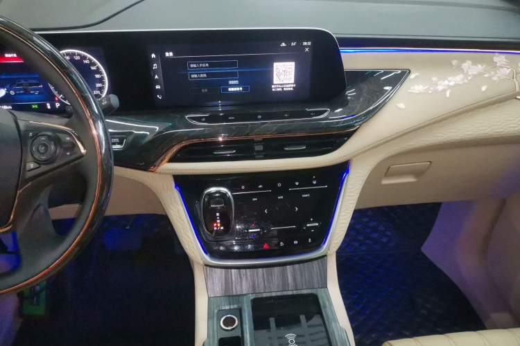 Used Buick GL8 2023 ES Lu Zun Deluxe Model
