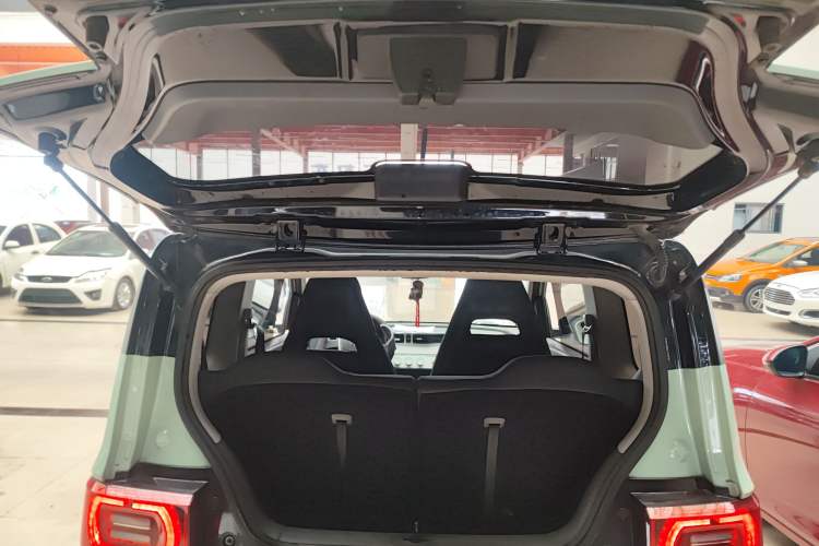 Used Wuling Hongguang MINIEV 2022 Macaron Premium Model – Lithium Iron Phosphate