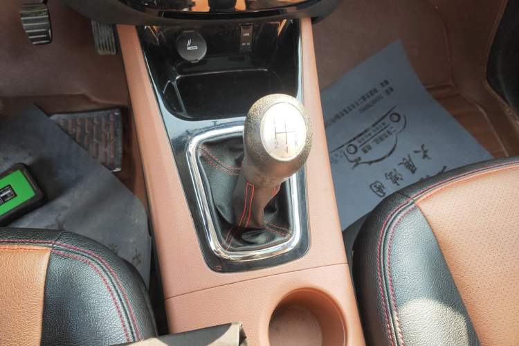 Used FORTHING Joyear X5 2015 1.6L Manual Luxury Model
