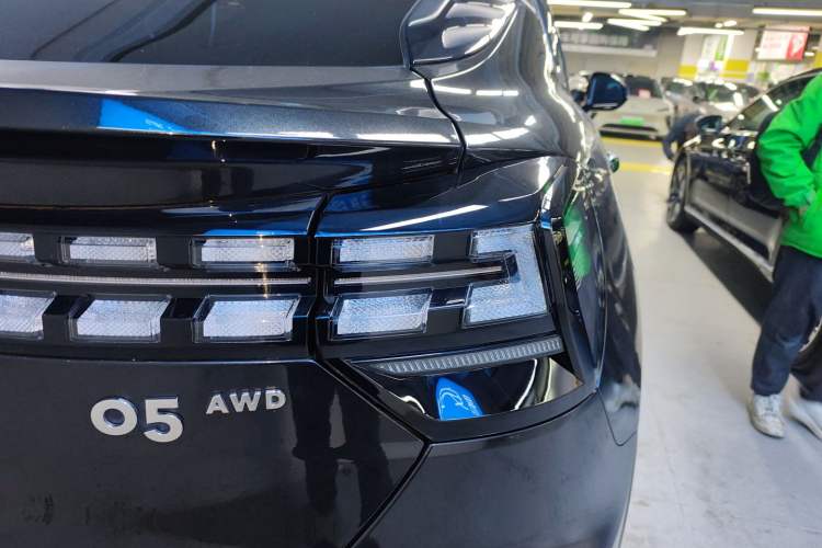 Used Lynk & Co 05 2020 2.0TD Four-Wheel Drive HypeHalo