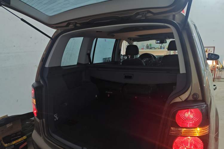 Used Volkswagen Touran 2015 1.4T Manual Comfort Edition 5-Seater
