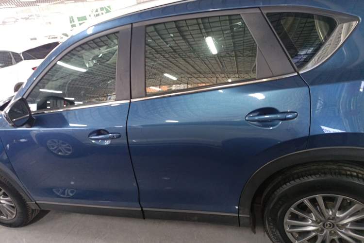 Used Mazda CX-5 2017 2.0L Automatic 2WD ZhiShang Trim China V Standard
