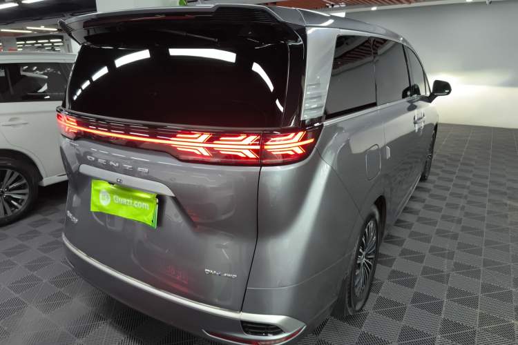 Used Denza D9 2022 DM-i 970 Four-Wheel Drive Prestige Model