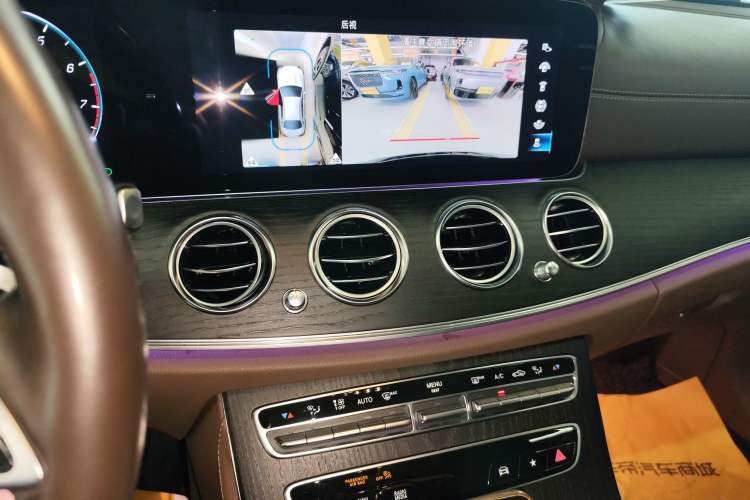 Used Mercedes-Benz E-Class 2022 Second Facelift E 300 L Prestige Edition
