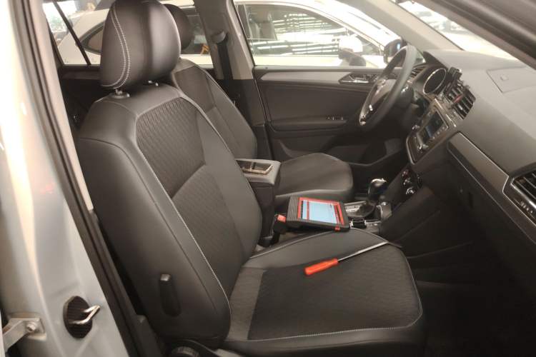 Used Volkswagen Tiguan L 2017 330TSI Automatic Two-Wheel Drive Luxury Edition
