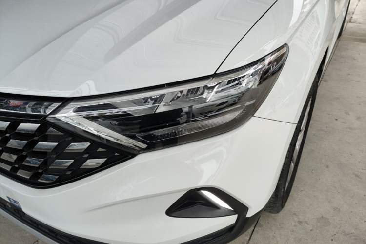 Used Jetta VS5 2022 280TSI Automatic Trendy Pro Version