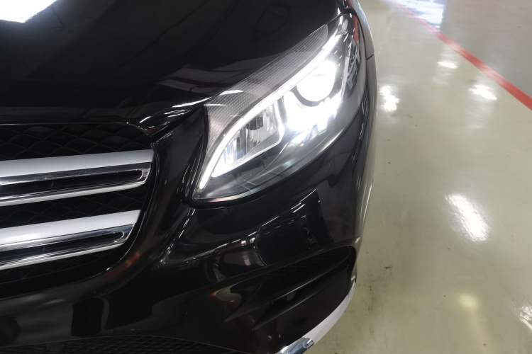 Used Mercedes-Benz GLC 2018 GLC 260 4MATIC Dynamic Edition
