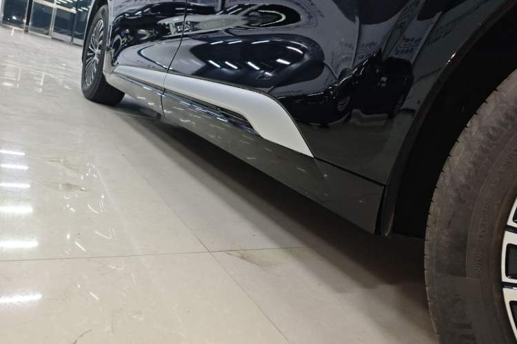 Used Denza D9 2024 DM-i 980 Four-Wheel Drive Prestige Model
