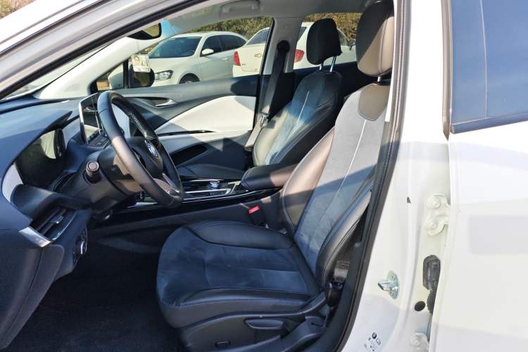 Used Buick Velite 6 2020 Plug-in Hybrid Connected Smart Model