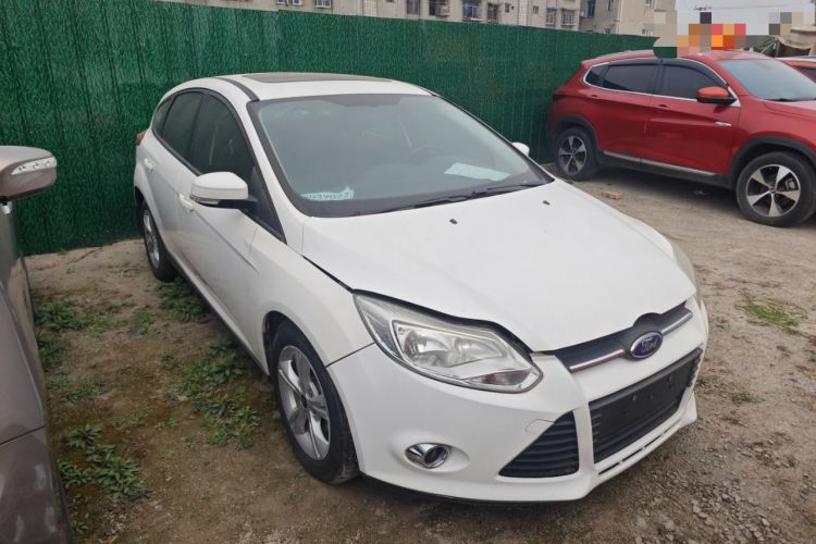 Used Ford Focus 2012 Hatchback 1.6L Automatic Fashion Edition
