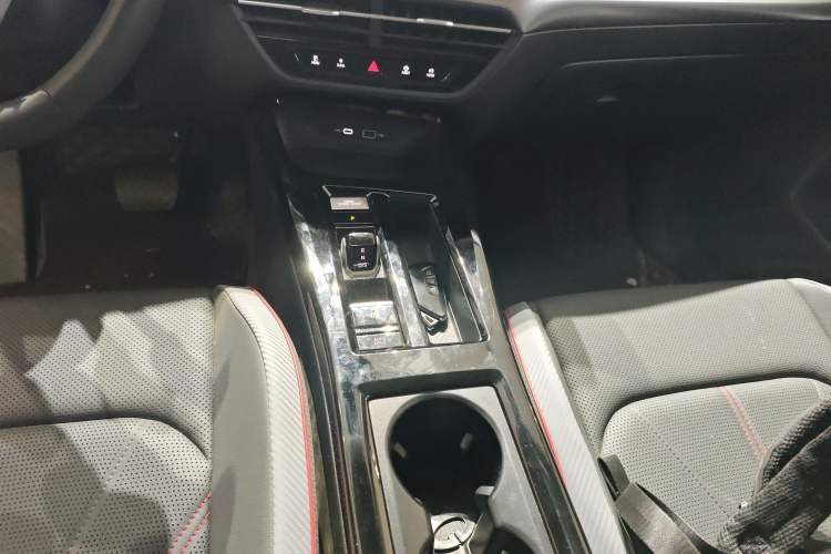 Used Volkswagen Lamando 2024 Lavida L 280TSI DSG Spicy Edition
