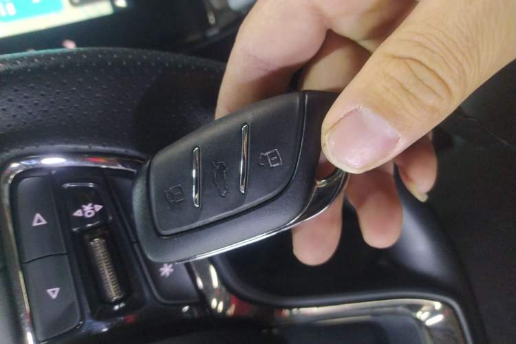 Used Roewe RX5 2021 PLUS 330TGI Automatic National Style Smart Enjoyment Edition
