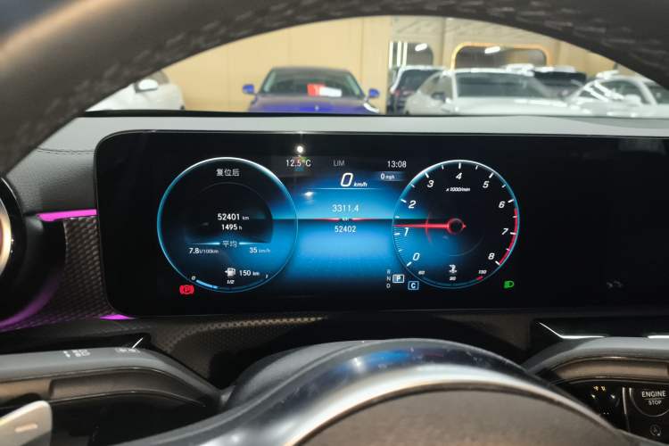 Used Mercedes-Benz A-Class 2022 Restyled A 200 L Sport Sedan Fashion Version