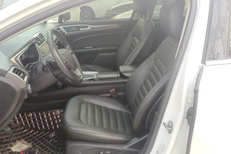 Used Ford Mondeo 2013 2.0L GTDi 200 Luxury Model