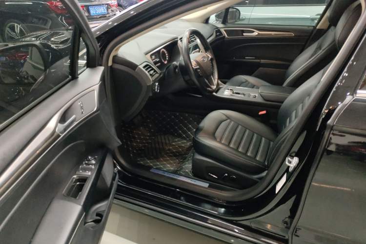 Used Ford Mondeo 2020 EcoBoost 180 Stylish Model
