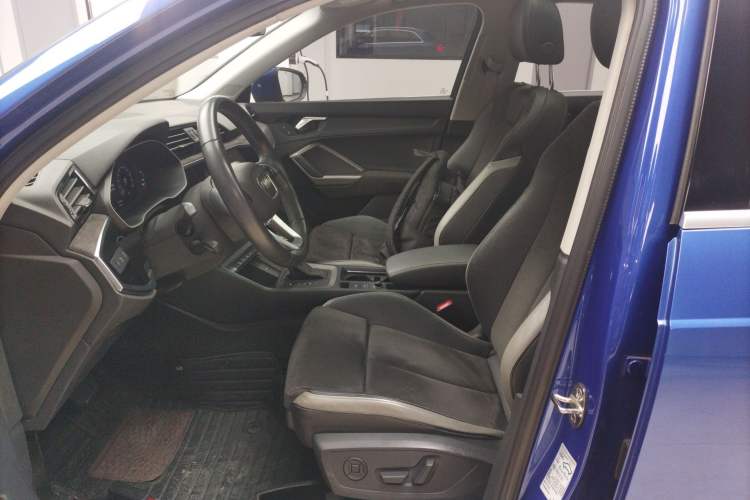 Used Audi Q3 2020 35 TFSI Ambition Dynamic Edition
