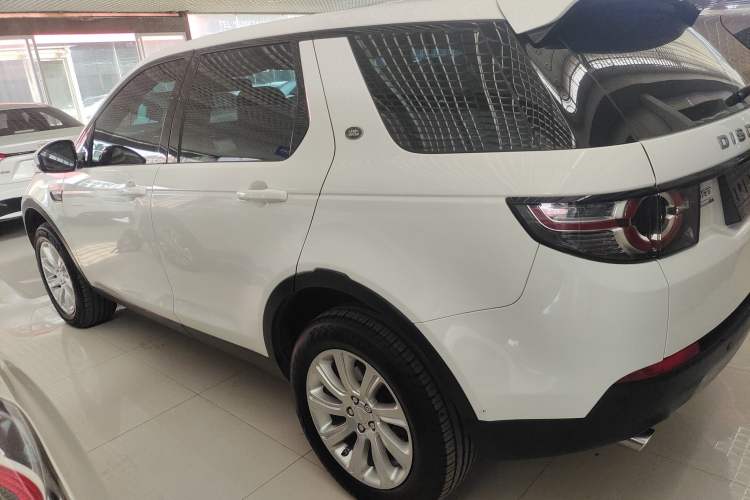 Used Land Rover Discovery Sport 2018 240 PS SE Version
