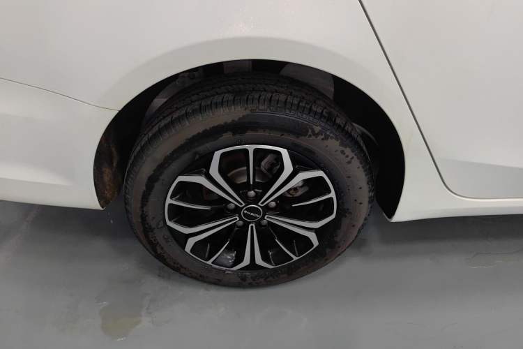 Used Roewe i6 MAX New Energy 2023 EV 420 Skyroof Special Edition
