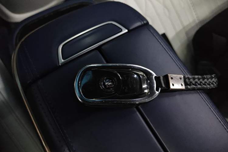 Used Buick GL8 2020 Avenir Avia Four-Seat Luxury Edition