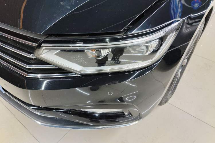 Used Volkswagen Magotan 2020 330TSI DSG Leading Model
