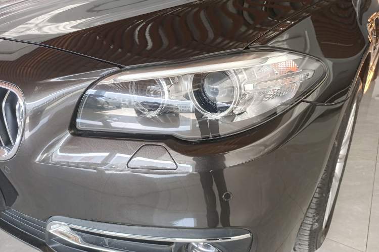 Used BMW 5 Series 2014 525Li Luxury Design Package