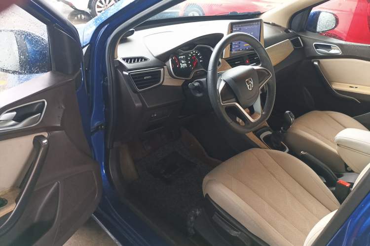 Used Baojun 310W 2017 1.5L Manual Comfort Model China V Standard