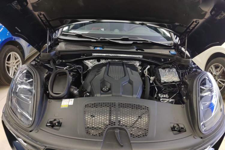 Used Porsche Macan 2023 Macan 2.0T