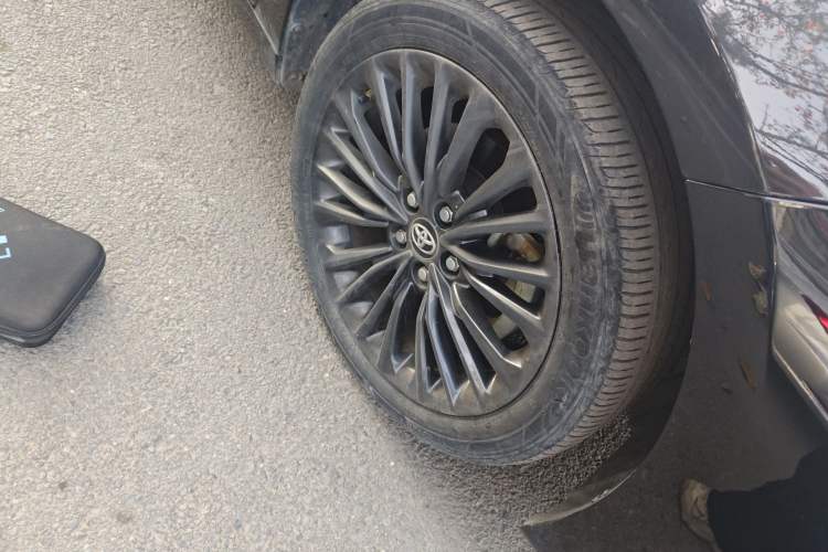 Used Toyota Avalon 2019 2.0L XLE Premium Edition China VI
