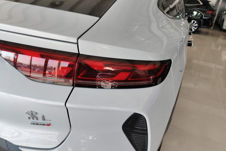 Used BYD Song L EV 2025 Intelligent Driving Version 602 km Range LiDAR-equipped All-Wheel-Drive Type