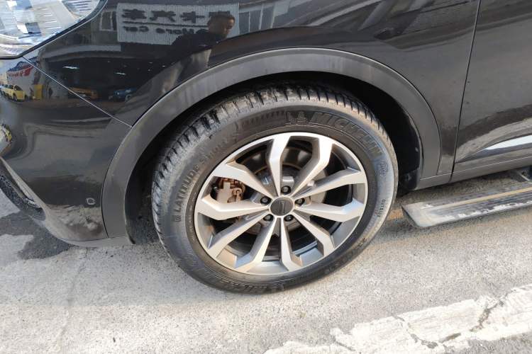 Used Wey VV6 2018 2.0T Two-Wheel Drive Flagship Version China V Standard
