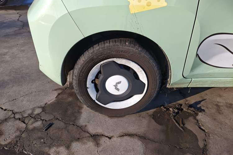 Used Wuling Hongguang MINIEV 2022 Macaron Fashion Model Lithium Iron Phosphate