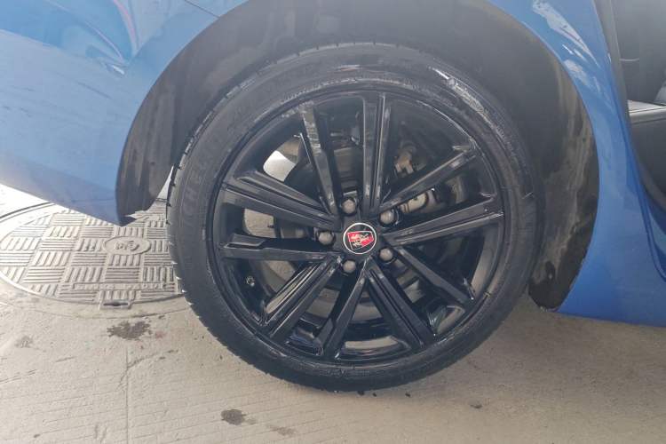 Used Roewe i5 2020 GL 20T Automatic 4G Connected Supreme Flagship Edition
