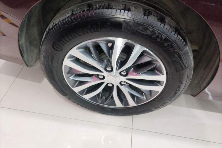 Used Buick GL8 2022 ES Landtrek 653T Luxury Edition