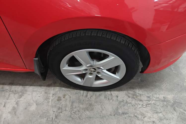 Used Skoda Fabia 2015 1.4L Automatic Chuanxing Edition
