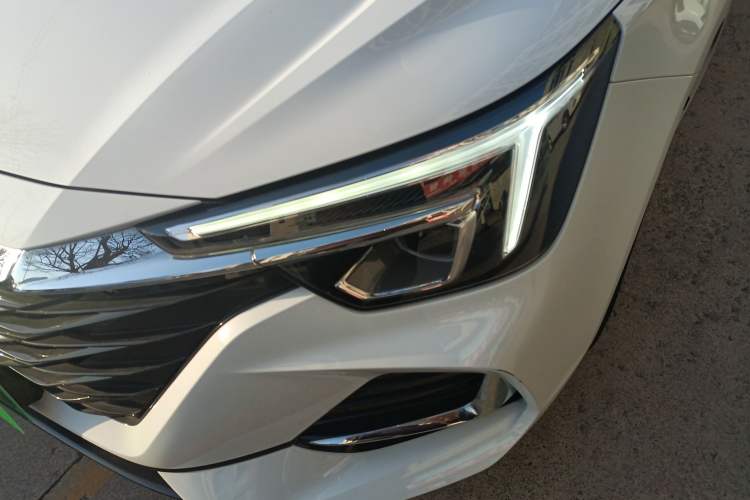 Used Roewe i6 MAX New Energy 2023 EV 420 Skyroof Special Edition