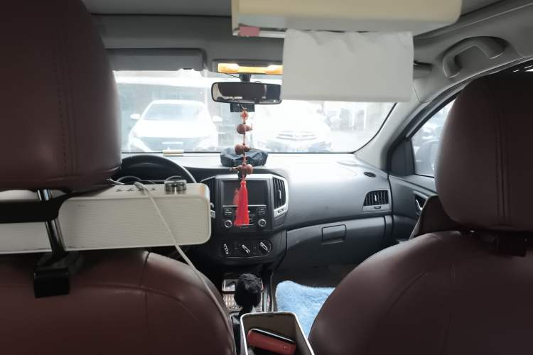 Used Dongfeng Aeolus AX3 2016 1.5L Manual ZhiKu Model